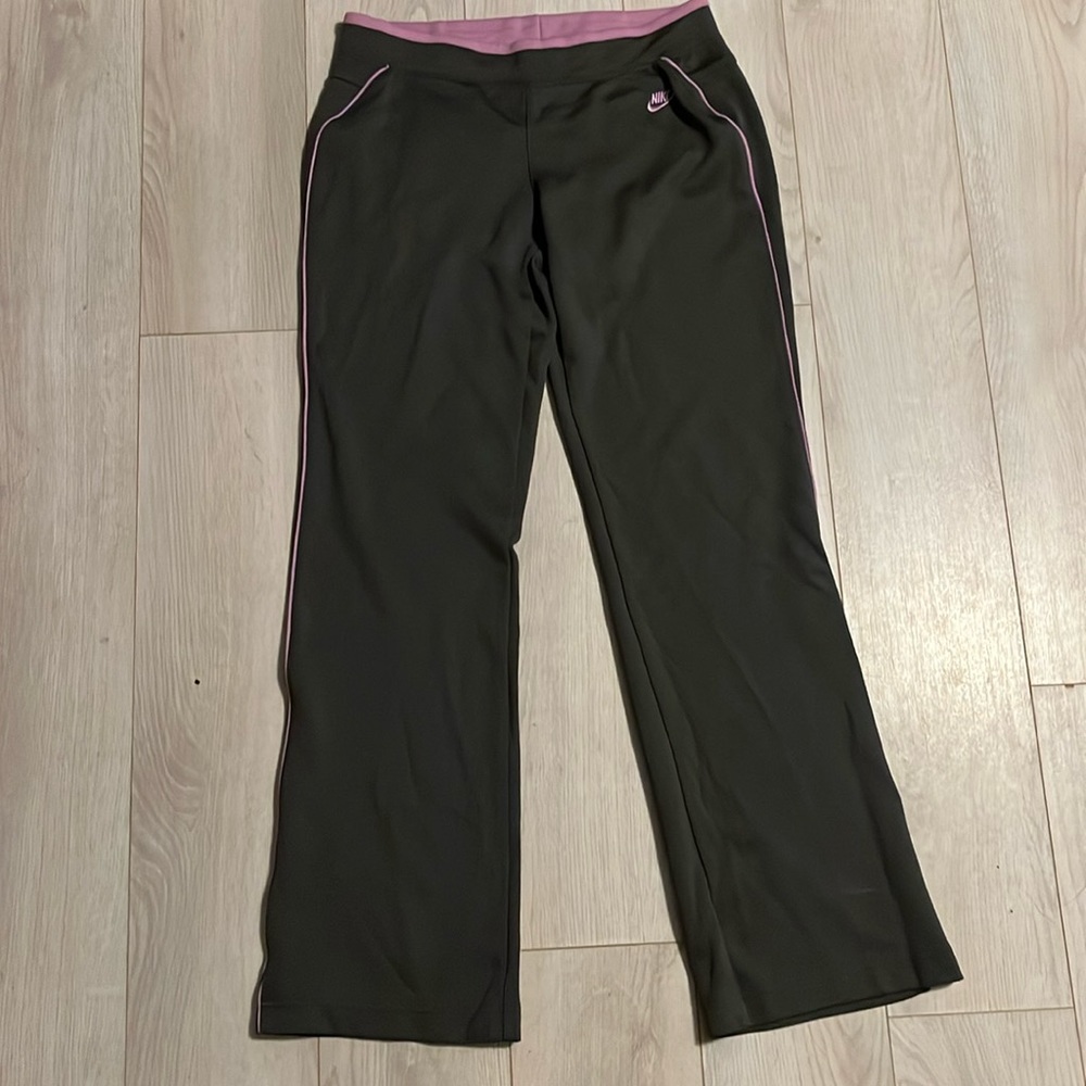 Women’s Nike Low Riding Gray/Pink Workout Pants Small